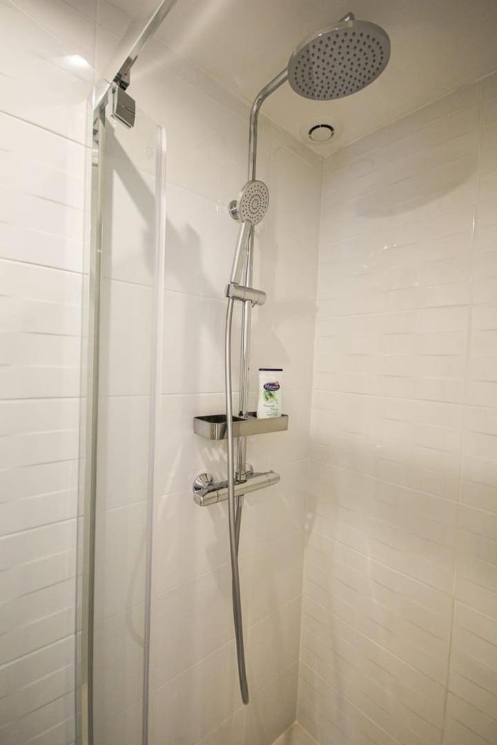 Fully-Equipped Apartment In City Center + Parking Λιλ Εξωτερικό φωτογραφία